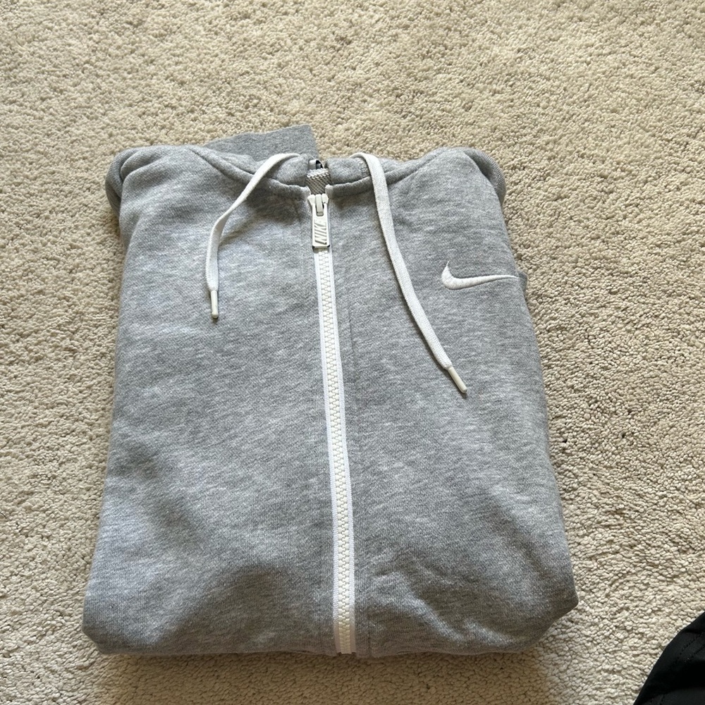 Women’s Nike Gray Hoodie Zip Up Medium